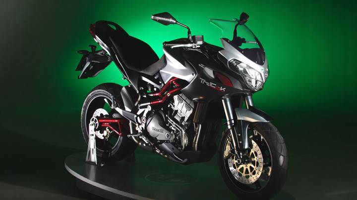 Benelli Tre 1130 K Stylish Side Front Pose In Black